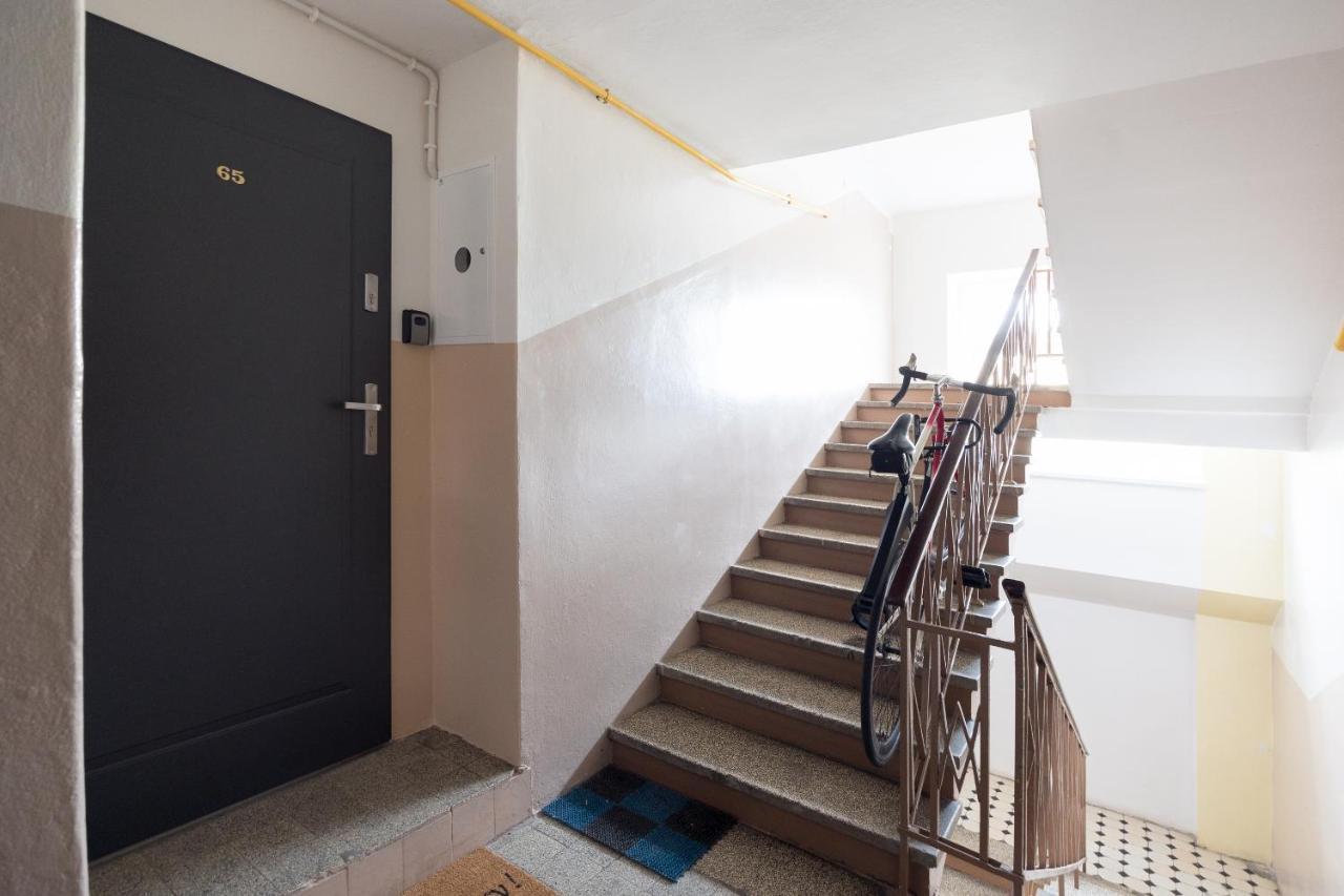 Bulwary Wislane Modern Apartment Varşovia Exterior foto