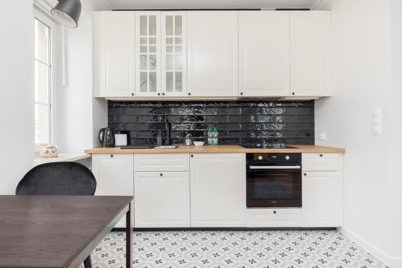 Bulwary Wislane Modern Apartment Varşovia Exterior foto